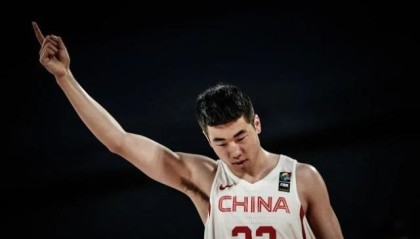 开云网站-王泉泽与龙狮达成合作意向 旅美归来将为广州效力