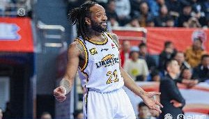 开云注册网址-曾单场50+！威尔斯本赛季3次面对新疆 场均轰下39.3分4.3助