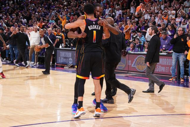 1683516732042077354.jpg FvktTJLWAAAtYHR.jpg